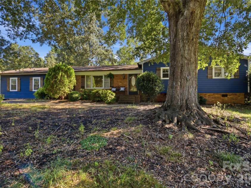 169 Greenbriar Drive, Forest City, NC 28043.  MLS# CAR4396110, YatesRealty ID 51368. 