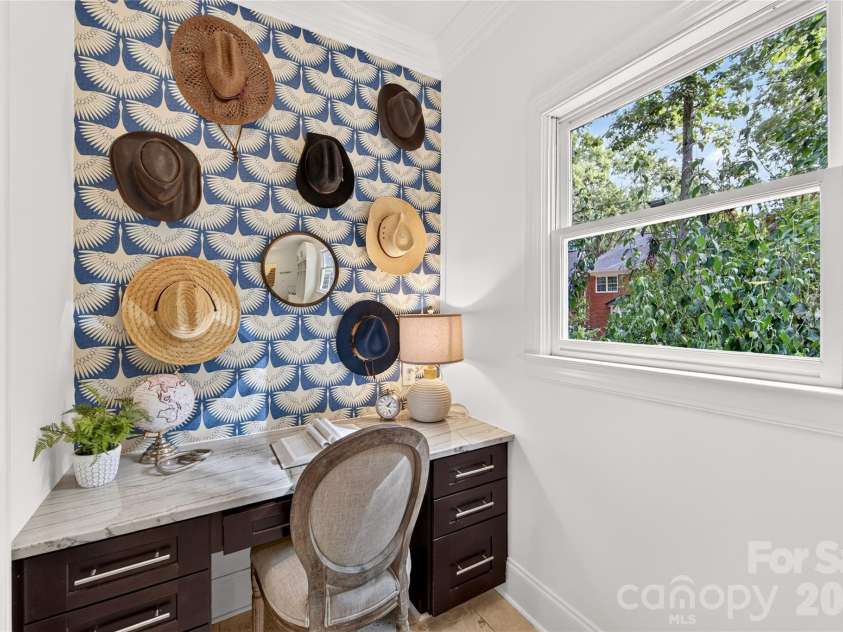 8004 Maremont Court, Charlotte, NC 28270.  MLS# CAR4420252, YatesRealty ID 51371. Built in desk - workspace