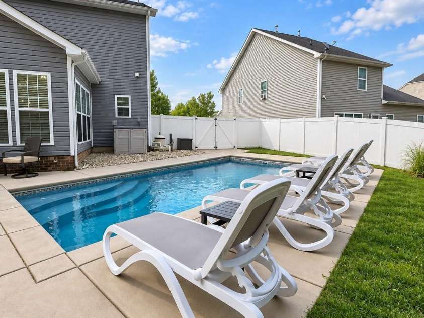 1016 Ellis Pond Drive, Rock Hill, SC 29730.  MLS# CAR4406921, YatesRealty ID 51375. 