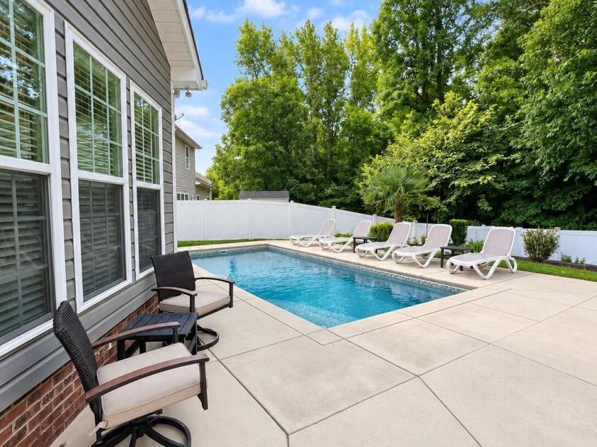 1016 Ellis Pond Drive, Rock Hill, SC 29730.  MLS# CAR4406921, YatesRealty ID 51375. 