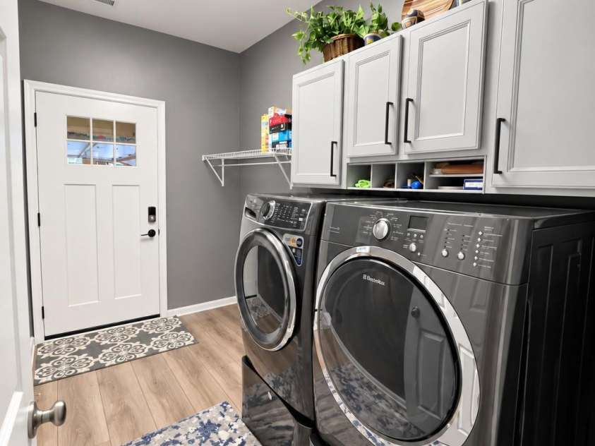 1016 Ellis Pond Drive, Rock Hill, SC 29730.  MLS# CAR4406921, YatesRealty ID 51375. Laundry Room