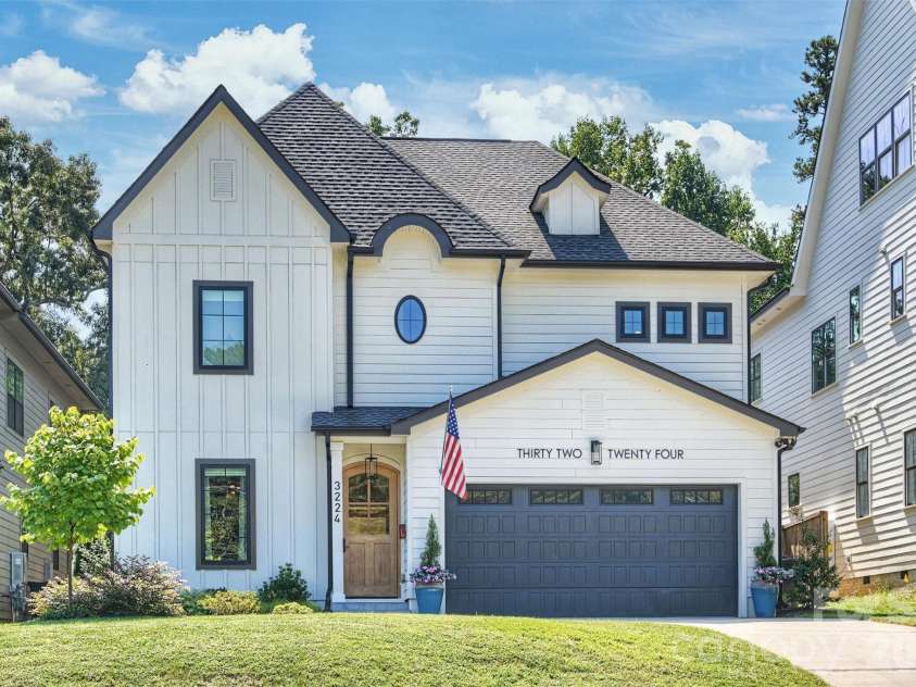 3224 Ford Road, Charlotte, NC 28205.  MLS# CAR4424757, YatesRealty ID 51376. 