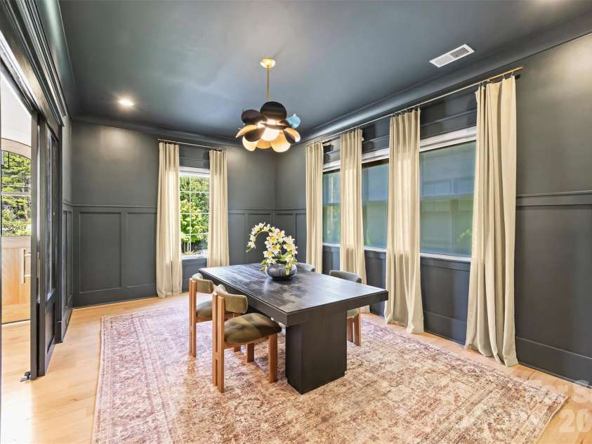 3224 Ford Road, Charlotte, NC 28205.  MLS# CAR4424757, YatesRealty ID 51376. 