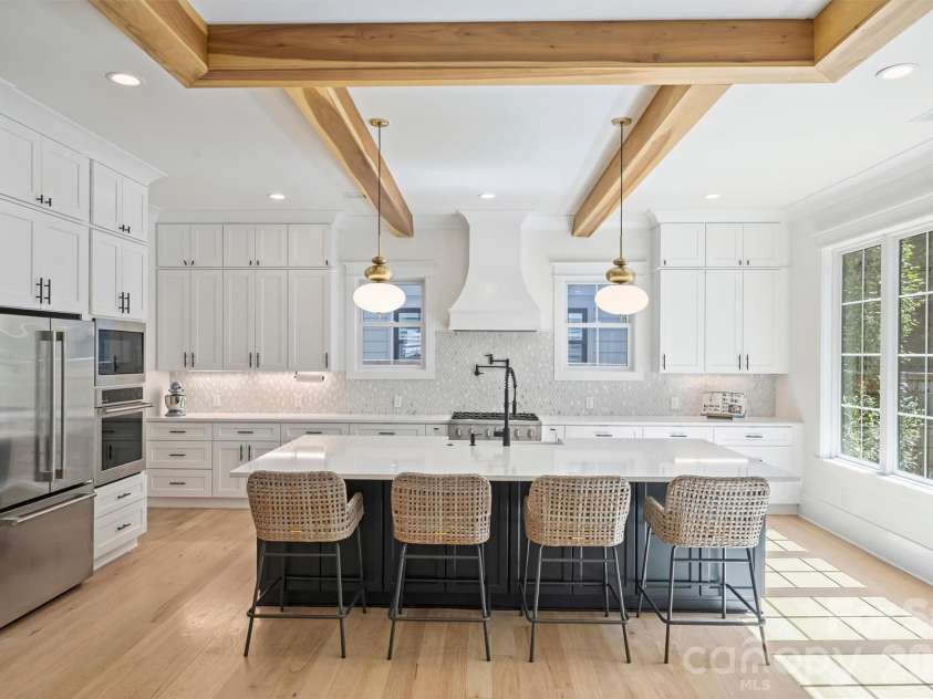 3224 Ford Road, Charlotte, NC 28205.  MLS# CAR4424757, YatesRealty ID 51376. 