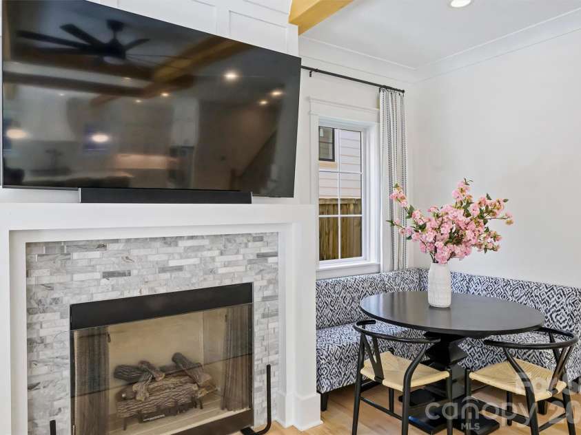 3224 Ford Road, Charlotte, NC 28205.  MLS# CAR4424757, YatesRealty ID 51376. 