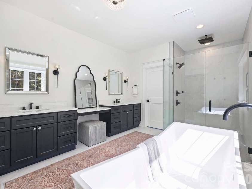 3224 Ford Road, Charlotte, NC 28205.  MLS# CAR4424757, YatesRealty ID 51376. 