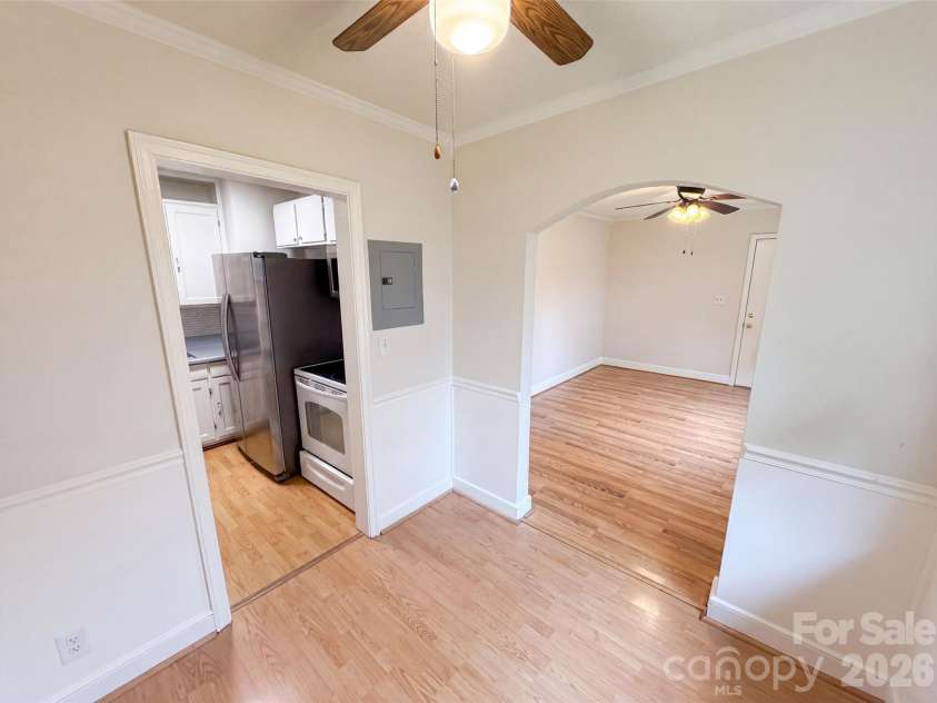 1521 Herrin Avenue, Charlotte, NC 28205.  MLS# CAR4408721, YatesRealty ID 51378. 