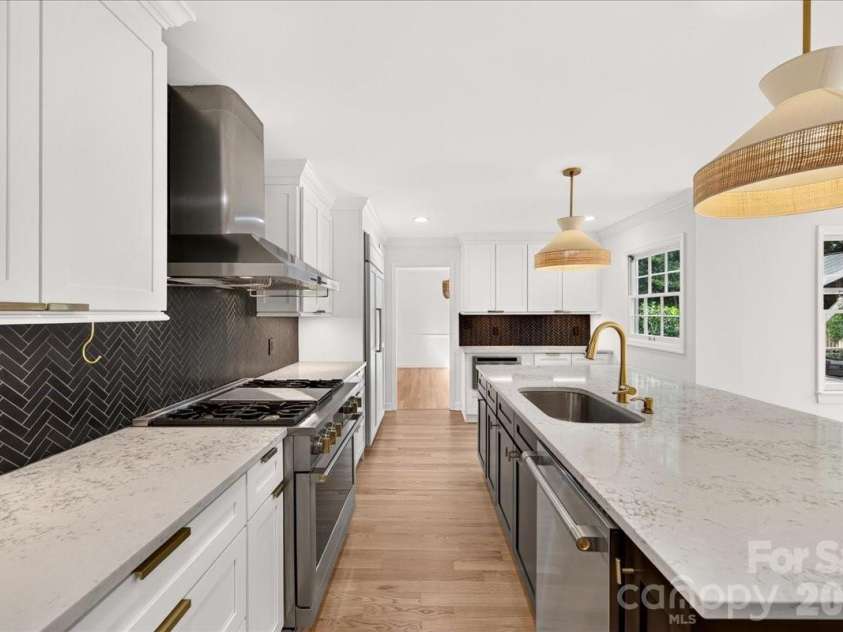 4509 Mullens Ford Road, Charlotte, NC 28226.  MLS# CAR4425762, YatesRealty ID 51379. 