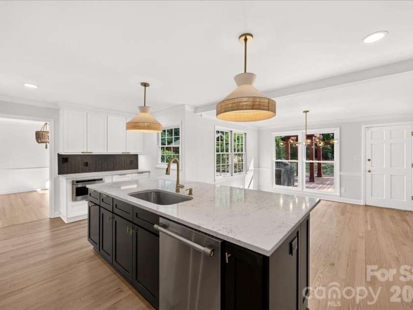 4509 Mullens Ford Road, Charlotte, NC 28226.  MLS# CAR4425762, YatesRealty ID 51379. 