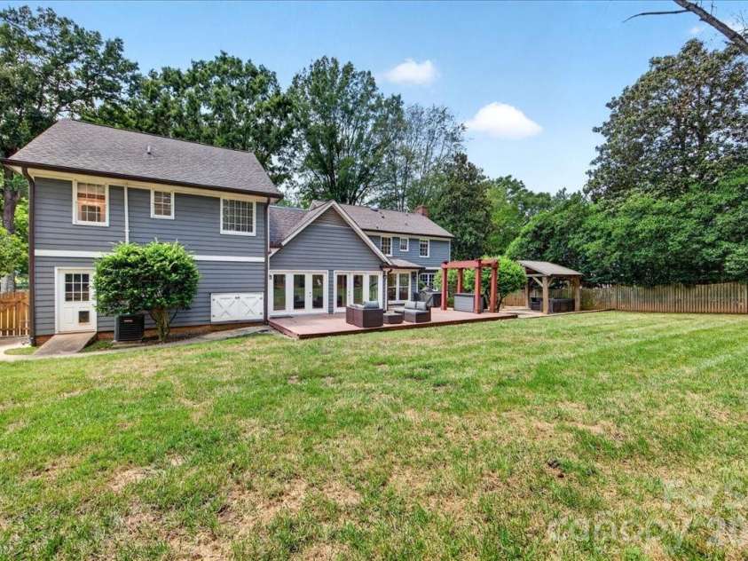 4509 Mullens Ford Road, Charlotte, NC 28226.  MLS# CAR4425762, YatesRealty ID 51379. 