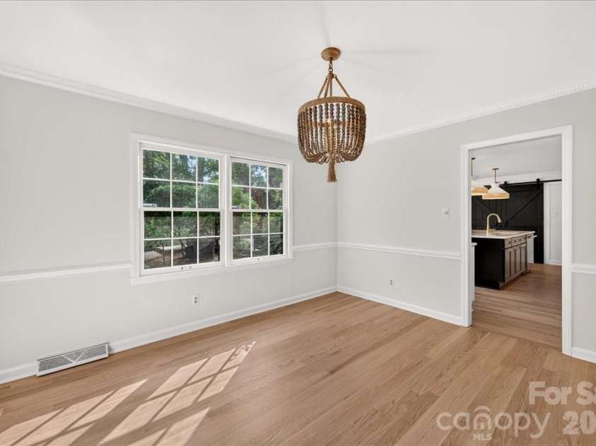 4509 Mullens Ford Road, Charlotte, NC 28226.  MLS# CAR4425762, YatesRealty ID 51379. Dining Room