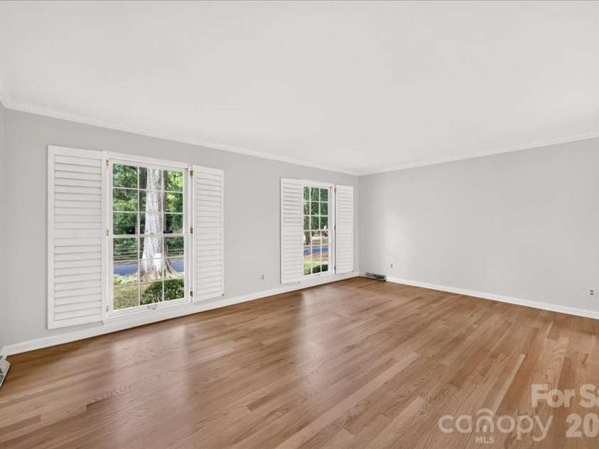 4509 Mullens Ford Road, Charlotte, NC 28226.  MLS# CAR4425762, YatesRealty ID 51379. Front Living Room