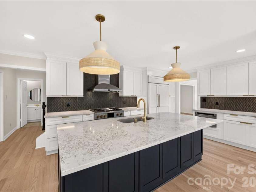 4509 Mullens Ford Road, Charlotte, NC 28226.  MLS# CAR4425762, YatesRealty ID 51379. GE Monogram Commerical Grade Appliances