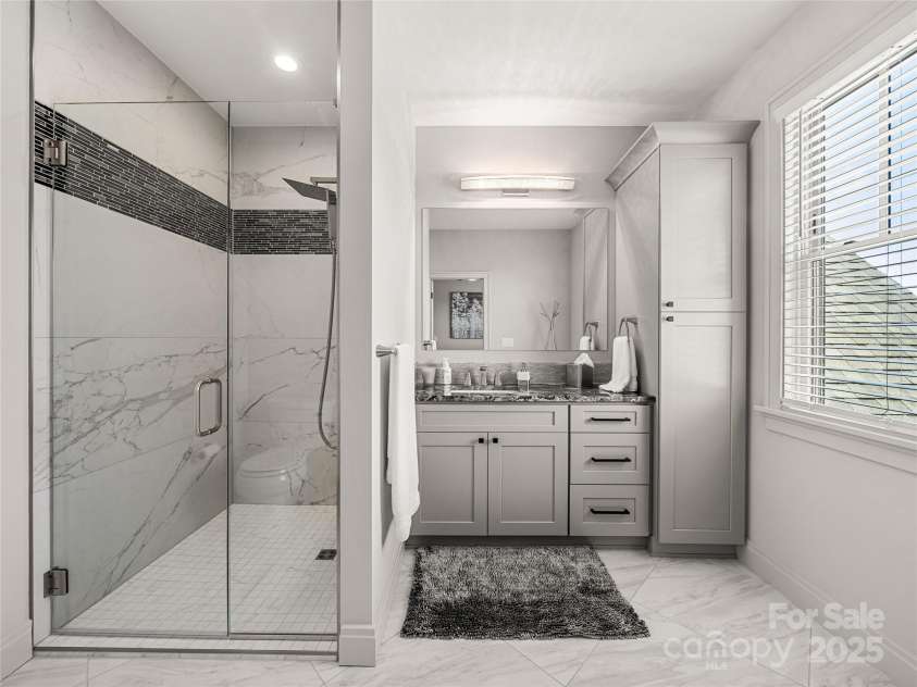 41 Lake Vista Drive, Fletcher, NC 28732.  MLS# CAR4227171, YatesRealty ID 5138. 