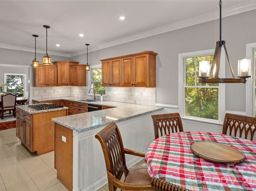 349 View Rock Lane, Hendersonville, NC 28791.  MLS# CAR4422786, YatesRealty ID 51384. 