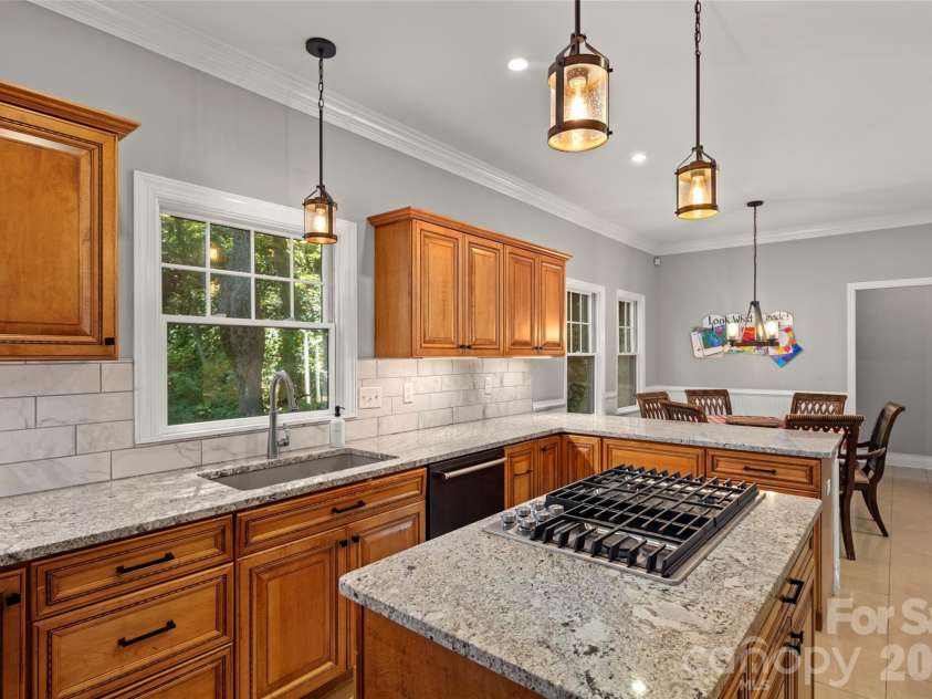 349 View Rock Lane, Hendersonville, NC 28791.  MLS# CAR4422786, YatesRealty ID 51384. 