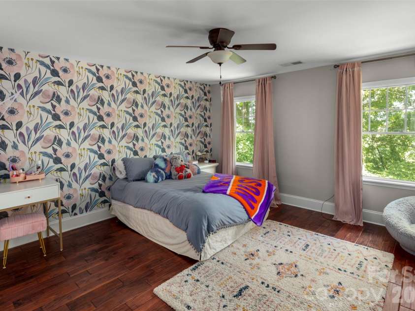 349 View Rock Lane, Hendersonville, NC 28791.  MLS# CAR4422786, YatesRealty ID 51384. Bedroom 3