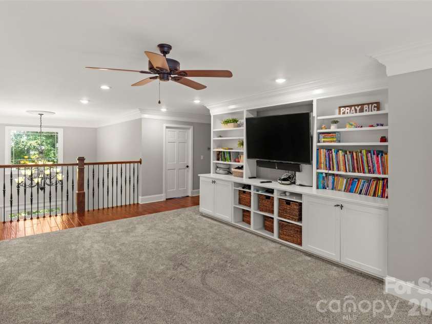 349 View Rock Lane, Hendersonville, NC 28791.  MLS# CAR4422786, YatesRealty ID 51384. Upstairs flex space