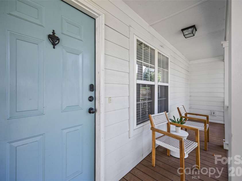 2110 Stratford Avenue, Charlotte, NC 28205.  MLS# CAR4418479, YatesRealty ID 51385. 
