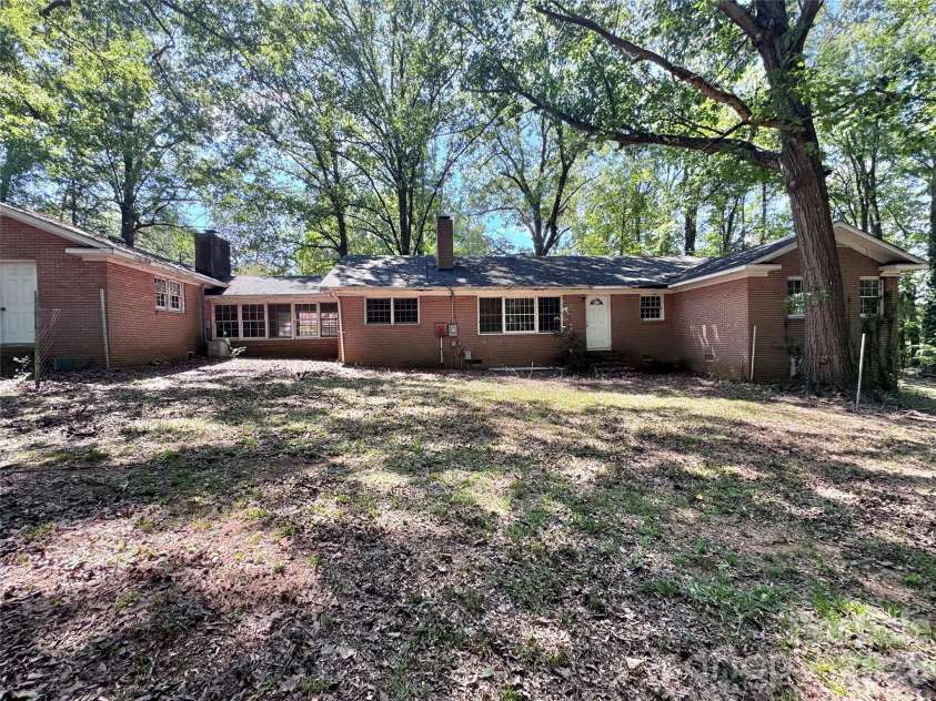 1713 White Store Road, Monroe, NC 28112.  MLS# CAR4425609, YatesRealty ID 51387. Large 1.14 Acre Lot