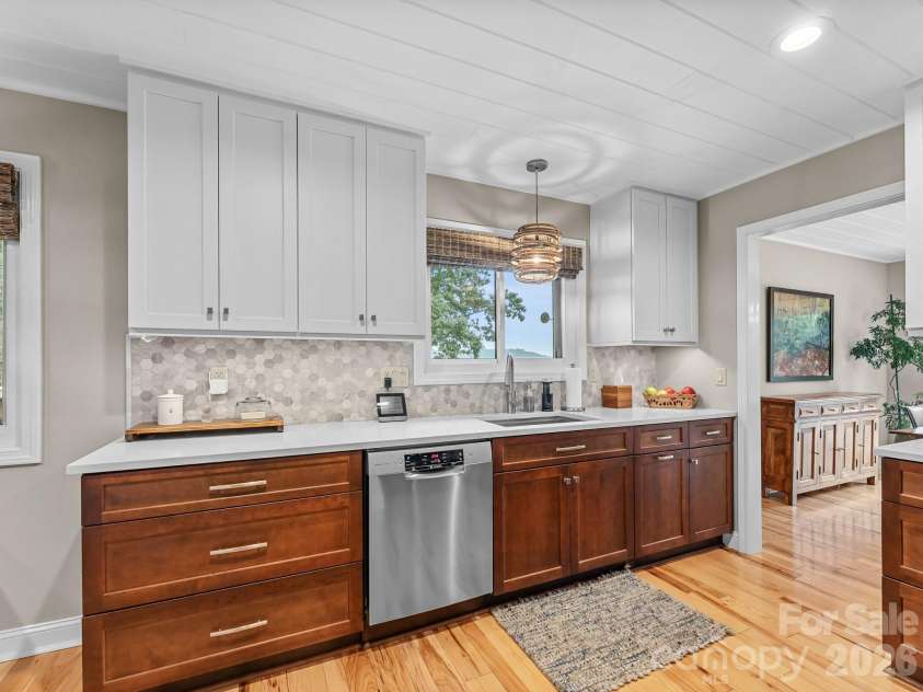 116 Country Ridge Road, Laurel Park, NC 28739.  MLS# CAR4424750, YatesRealty ID 51388. 