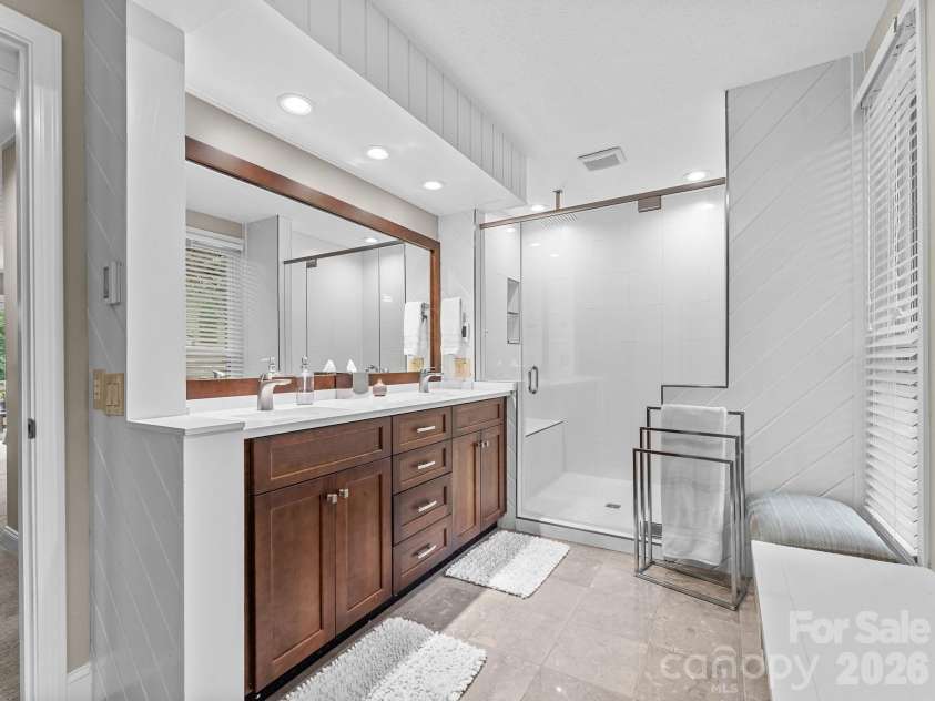 116 Country Ridge Road, Laurel Park, NC 28739.  MLS# CAR4424750, YatesRealty ID 51388. 