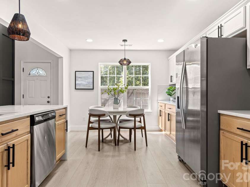 1153 Delander Lane, Charlotte, NC 28214.  MLS# CAR4424709, YatesRealty ID 51391. Refreshed kitchen