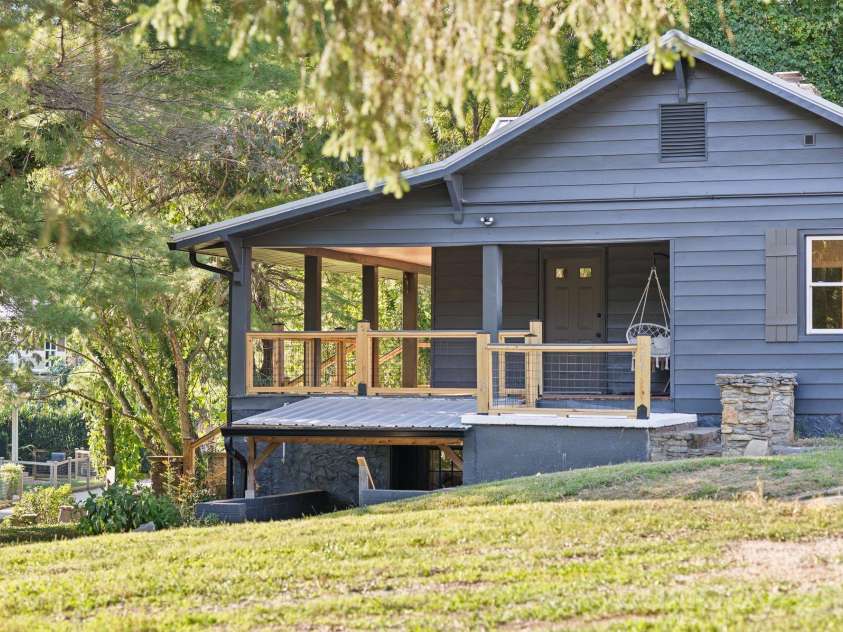 156 State Street, Asheville, NC 28806.  MLS# CAR4423069, YatesRealty ID 51393. 