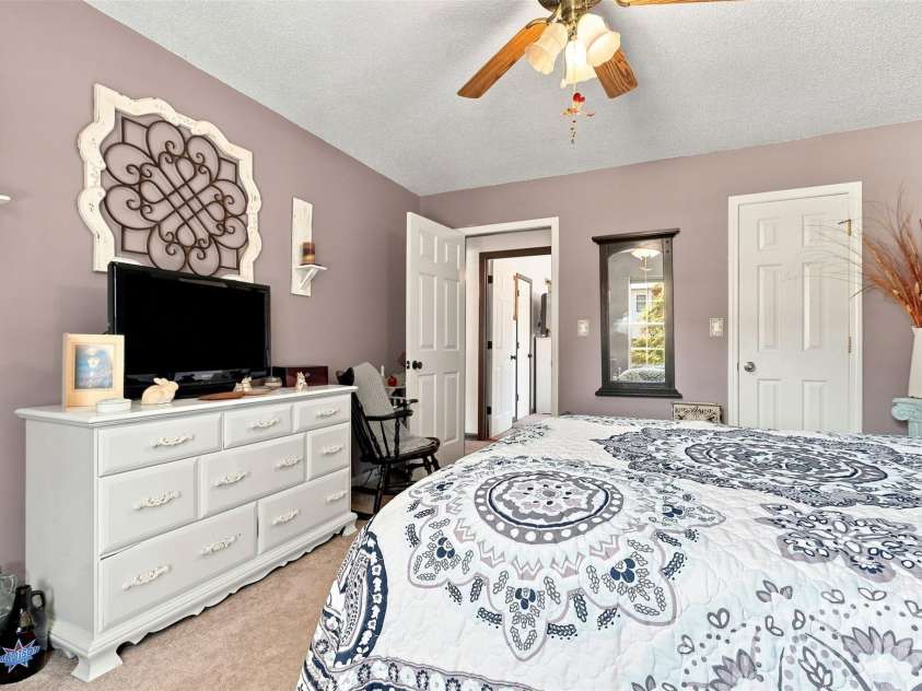 1009 Willow Run Road, Anderson, SC 29621.  MLS# CAR4425830, YatesRealty ID 51395. 