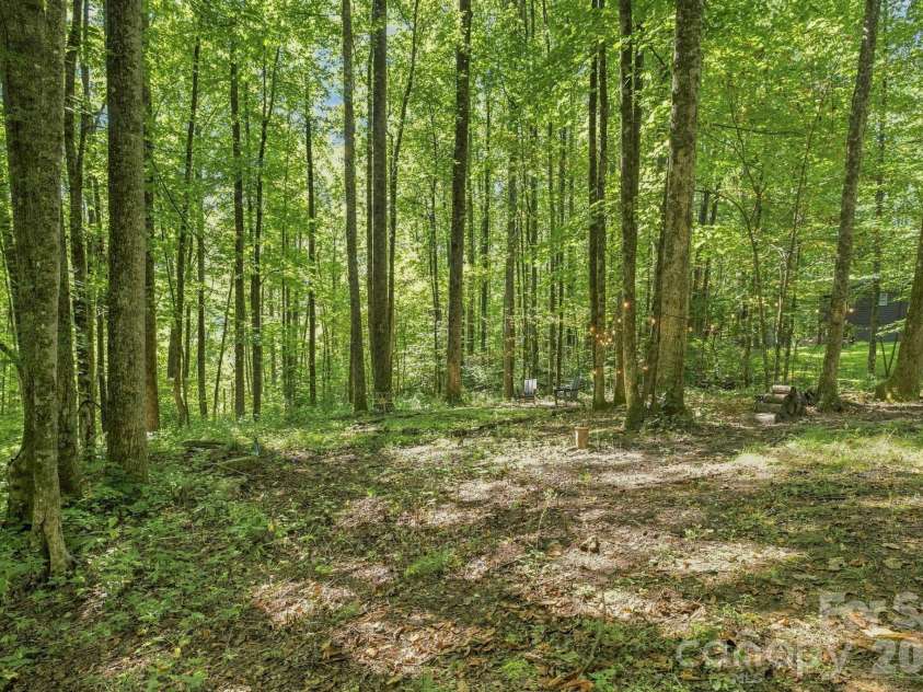 145 Kingfisher Lane, Sylva, NC 28779.  MLS# CAR4425867, YatesRealty ID 51397. 