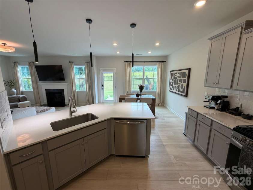 292 Runner Stone Lane, Fort Mill, SC 29715.  MLS# CAR4425691, YatesRealty ID 51399. 