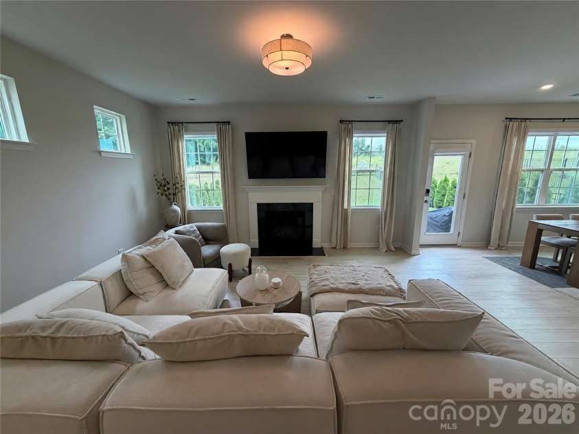 292 Runner Stone Lane, Fort Mill, SC 29715.  MLS# CAR4425691, YatesRealty ID 51399. 