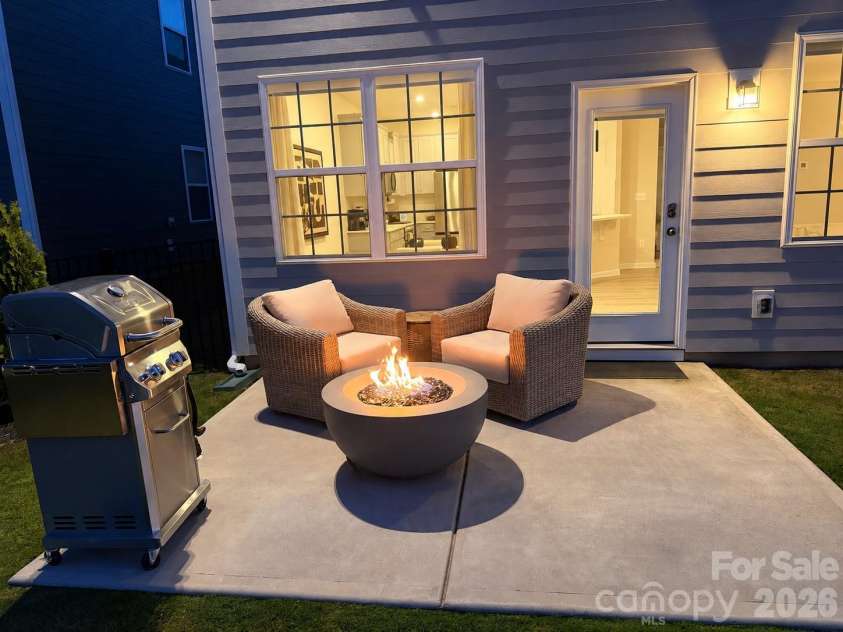 292 Runner Stone Lane, Fort Mill, SC 29715.  MLS# CAR4425691, YatesRealty ID 51399. 