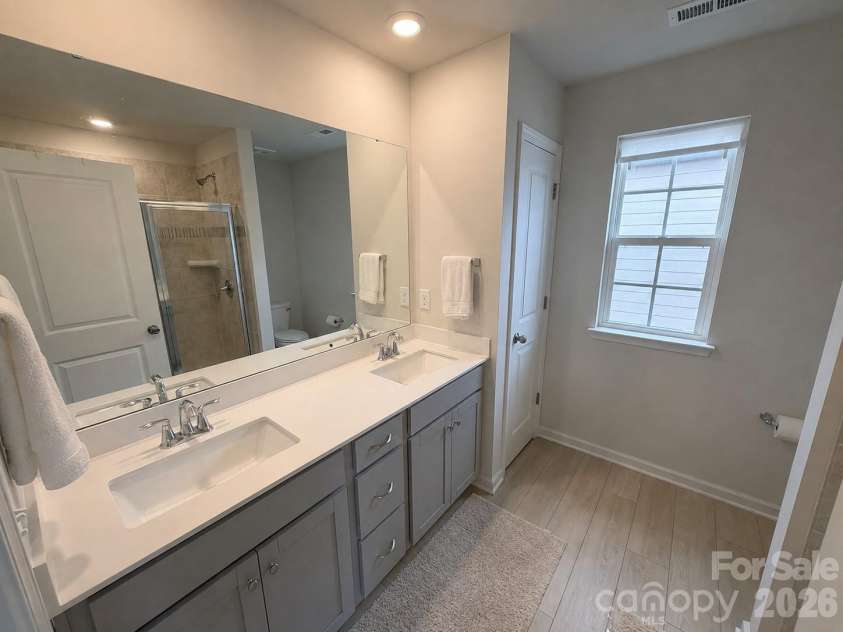 292 Runner Stone Lane, Fort Mill, SC 29715.  MLS# CAR4425691, YatesRealty ID 51399. 