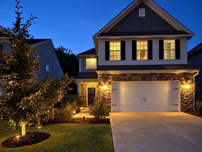 292 Runner Stone Lane, Fort Mill, SC 29715.  MLS# CAR4425691, YatesRealty ID 51399. 