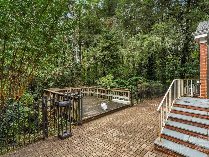 301 Louise Avenue, Valdese, NC 28690.  MLS# CAR4307107, YatesRealty ID 514. 