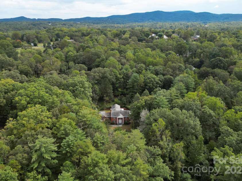 301 Louise Avenue, Valdese, NC 28690.  MLS# CAR4307107, YatesRealty ID 514. 