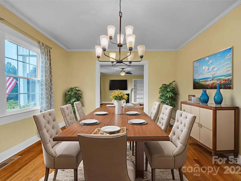 1109 Wildwood Road, Lenoir, NC 28645.  MLS# CAR4309930, YatesRealty ID 5140. 