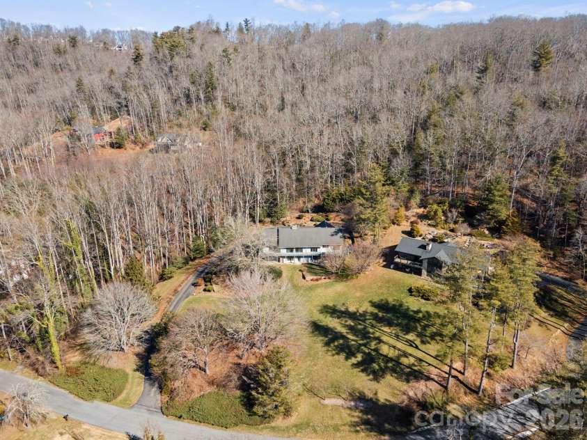404 Browning Road, Hendersonville, NC 28791.  MLS# CAR4346525, YatesRealty ID 5140. 