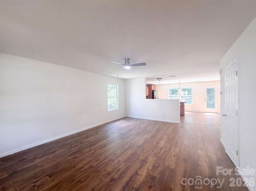 112 Sheridan Court, Mooresville, NC 28115.  MLS# CAR4425883, YatesRealty ID 51403. 