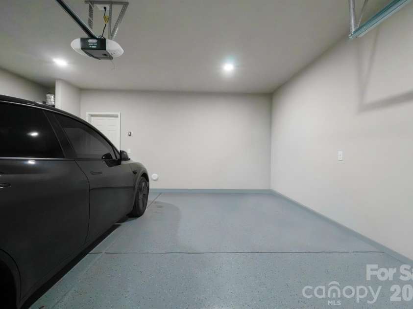 3018 Cunningham Farm Drive, Indian Trail, NC 28079.  MLS# CAR4425246, YatesRealty ID 51404. Epoxy GarageFloors