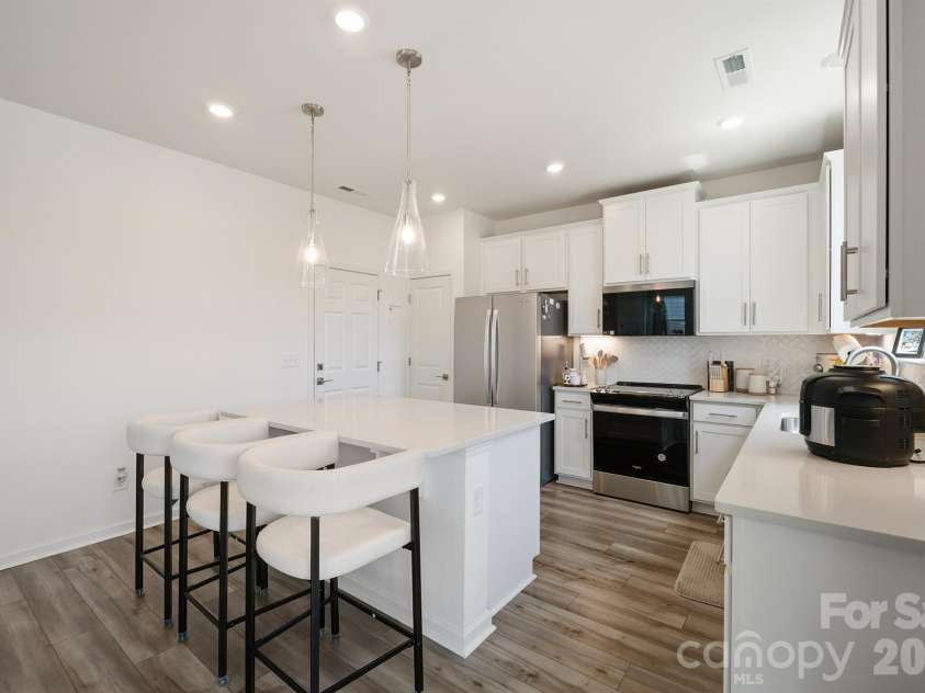 3018 Cunningham Farm Drive, Indian Trail, NC 28079.  MLS# CAR4425246, YatesRealty ID 51404. Stainless Appliances