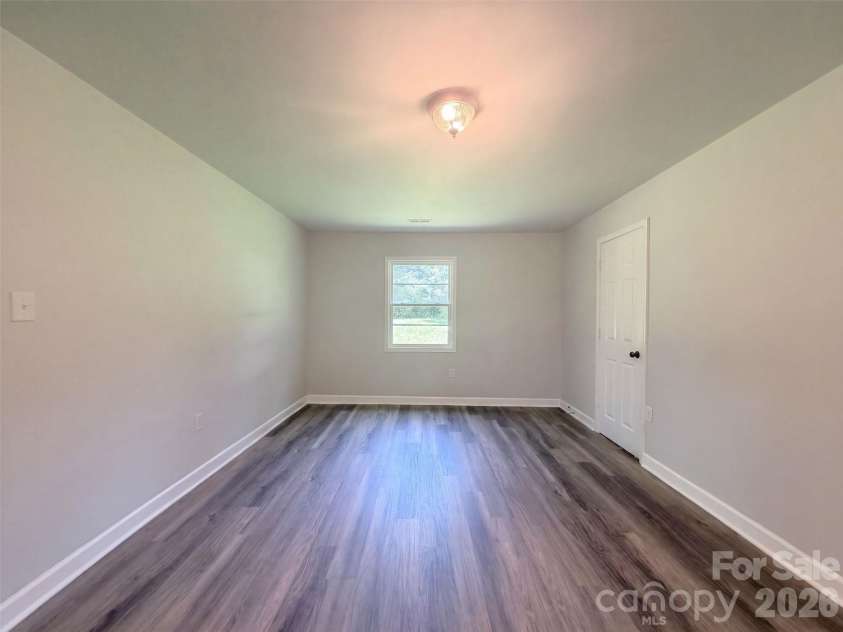 131 Highland Point Avenue, Harmony, NC 28634.  MLS# CAR4425894, YatesRealty ID 51405. 