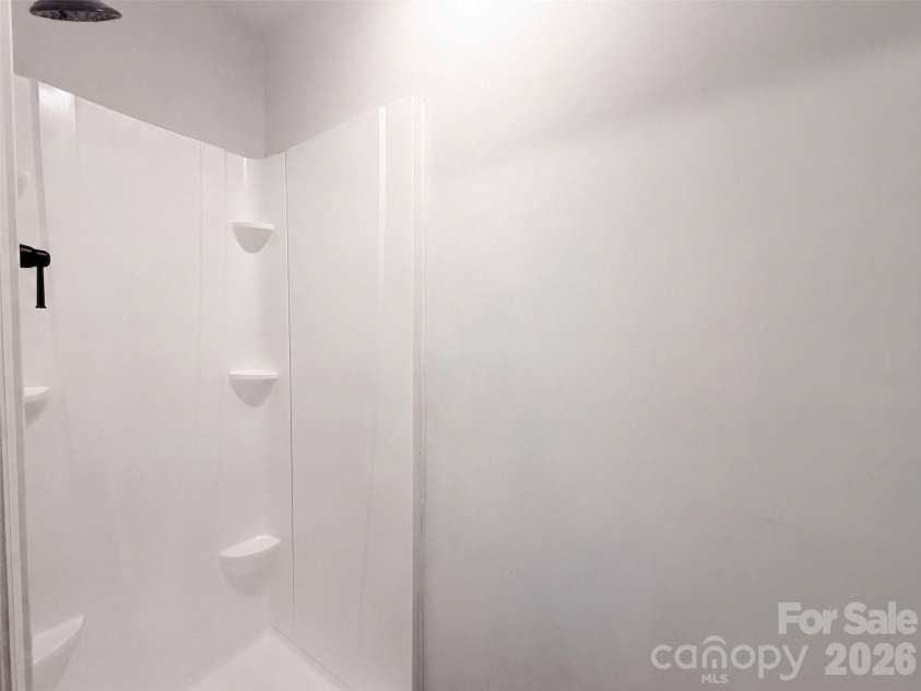131 Highland Point Avenue, Harmony, NC 28634.  MLS# CAR4425894, YatesRealty ID 51405. 