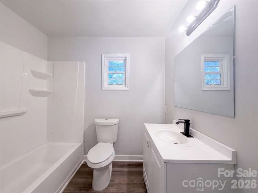 131 Highland Point Avenue, Harmony, NC 28634.  MLS# CAR4425894, YatesRealty ID 51405. 