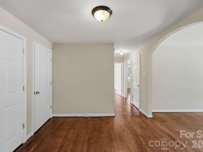 517 Battleground Road, Lincolnton, NC 28092.  MLS# CAR4425854, YatesRealty ID 51409. 