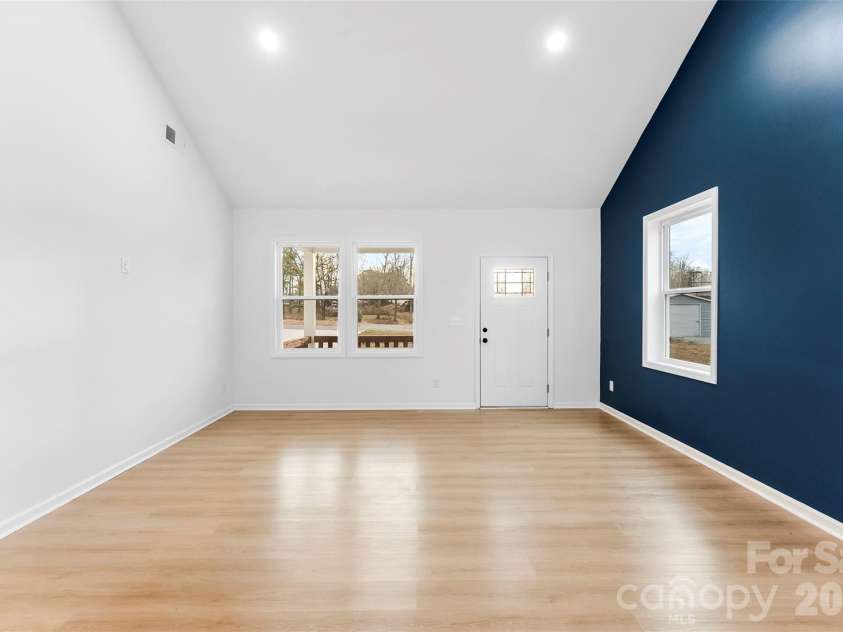 516 Mulberry Street, Cherryville, NC 28021.  MLS# CAR4330104, YatesRealty ID 5141. 