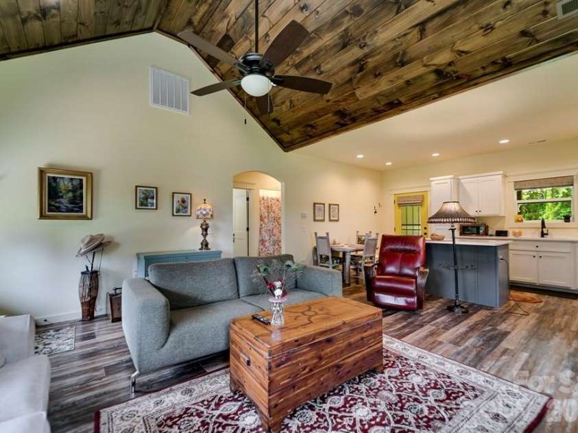 190 FORT HEMBREE Road, Hayesville, NC 28904.  MLS# CAR4425905, YatesRealty ID 51411. 