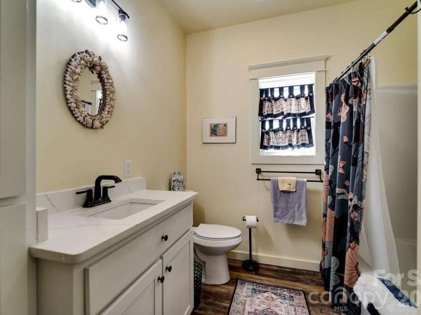 190 FORT HEMBREE Road, Hayesville, NC 28904.  MLS# CAR4425905, YatesRealty ID 51411. 