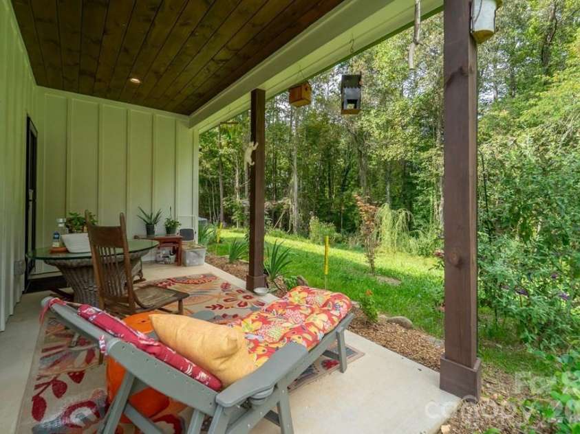 190 FORT HEMBREE Road, Hayesville, NC 28904.  MLS# CAR4425905, YatesRealty ID 51411. 